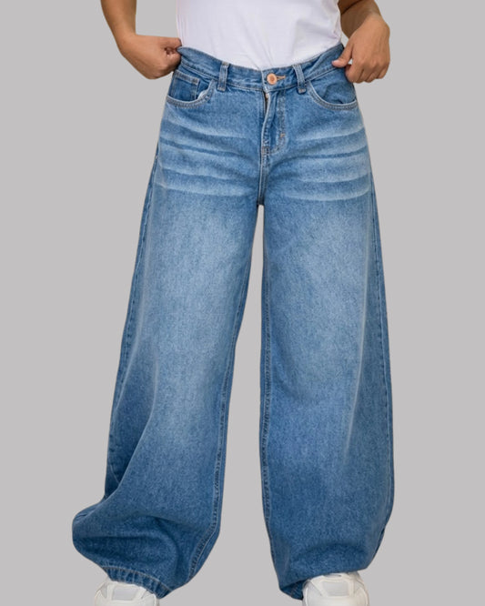 Baggy Jeans - Mid-Rise