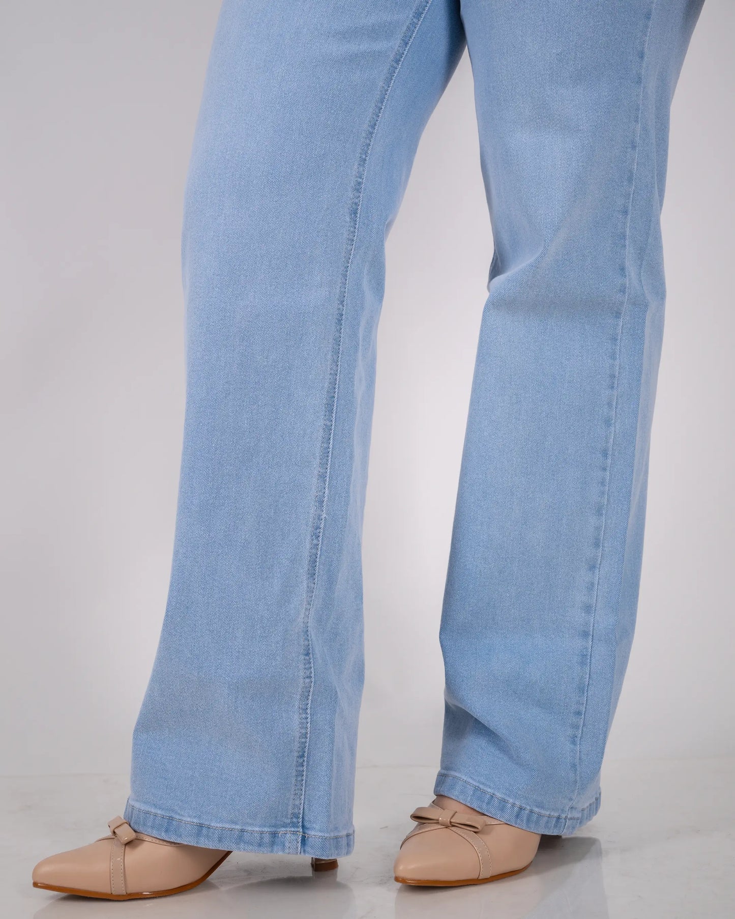 Wide leg regulable
