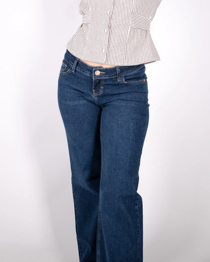 Wide leg regulable